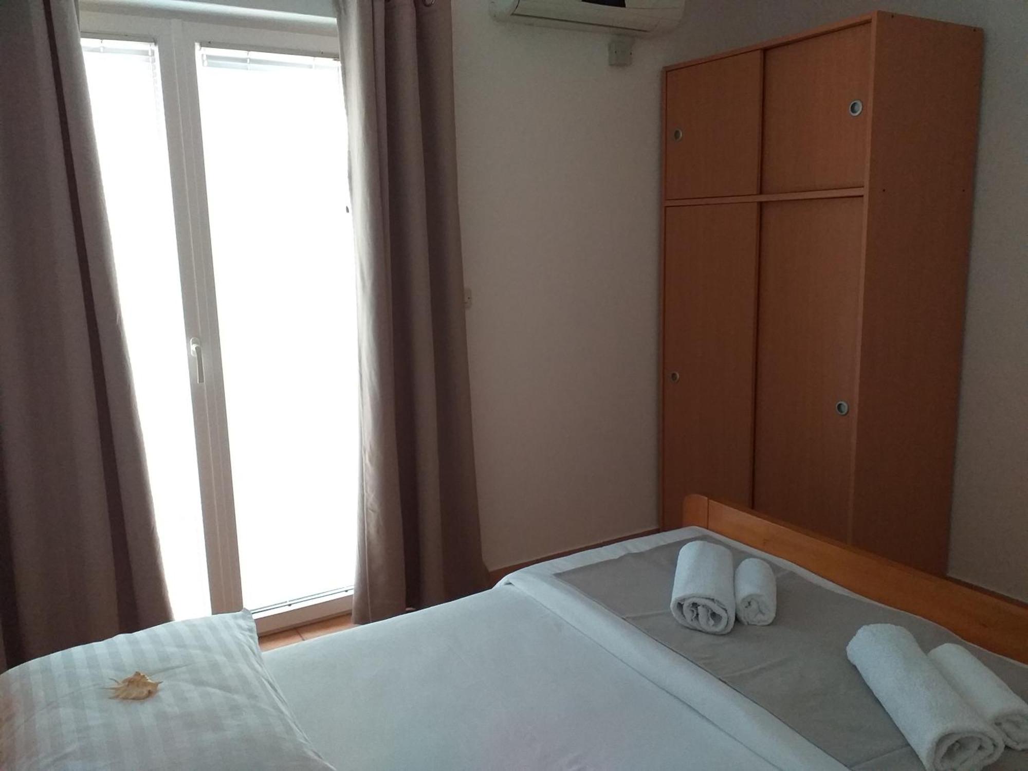 Apartments I-P Malinska Cameră foto