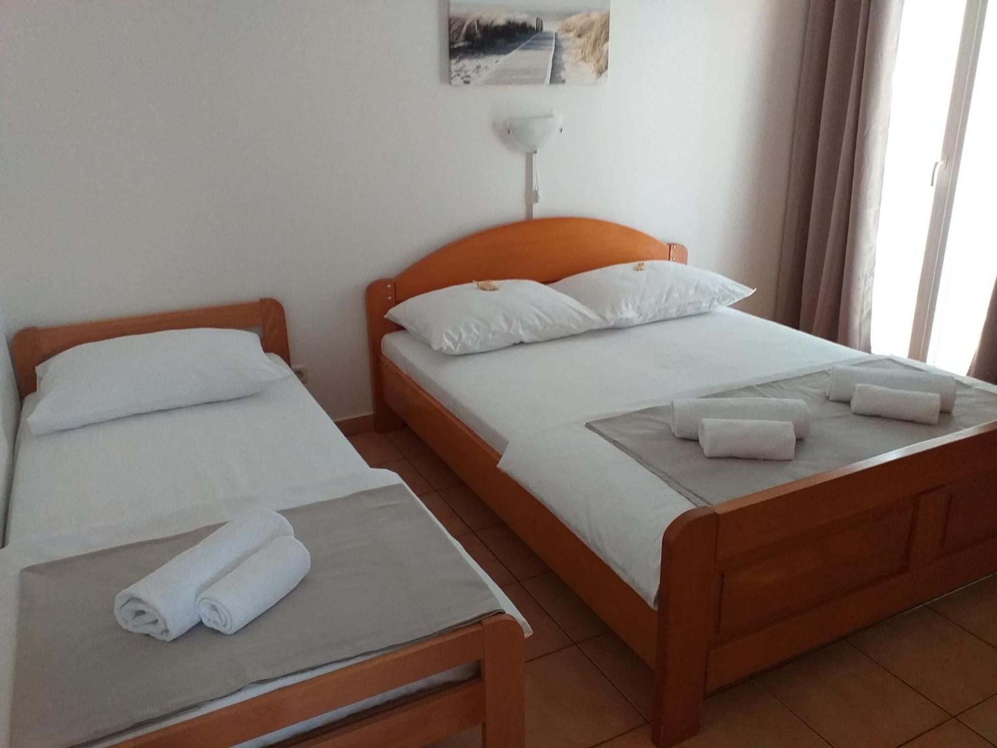 Apartments I-P Malinska Cameră foto